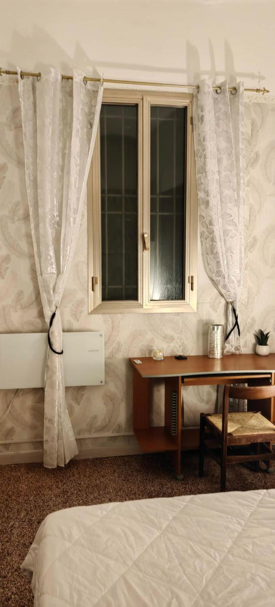 Gara Holiday Home- Bologna Airport Suite エクステリア 写真