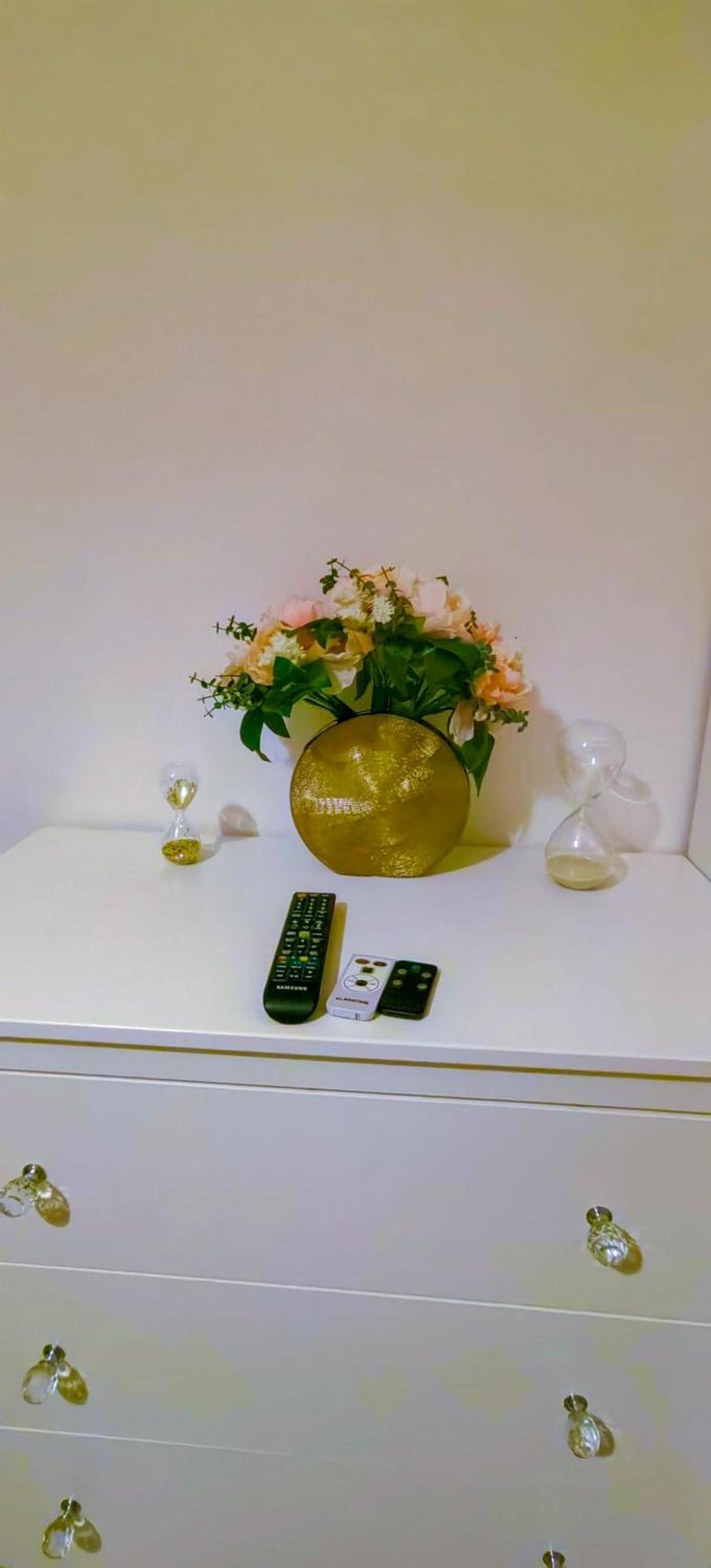 Gara Holiday Home- Bologna Airport Suite エクステリア 写真